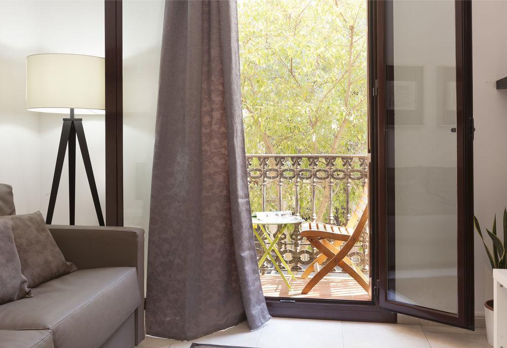 Easy Sleep Gaudi Terrace Apartment Barcelona Ngoại thất bức ảnh