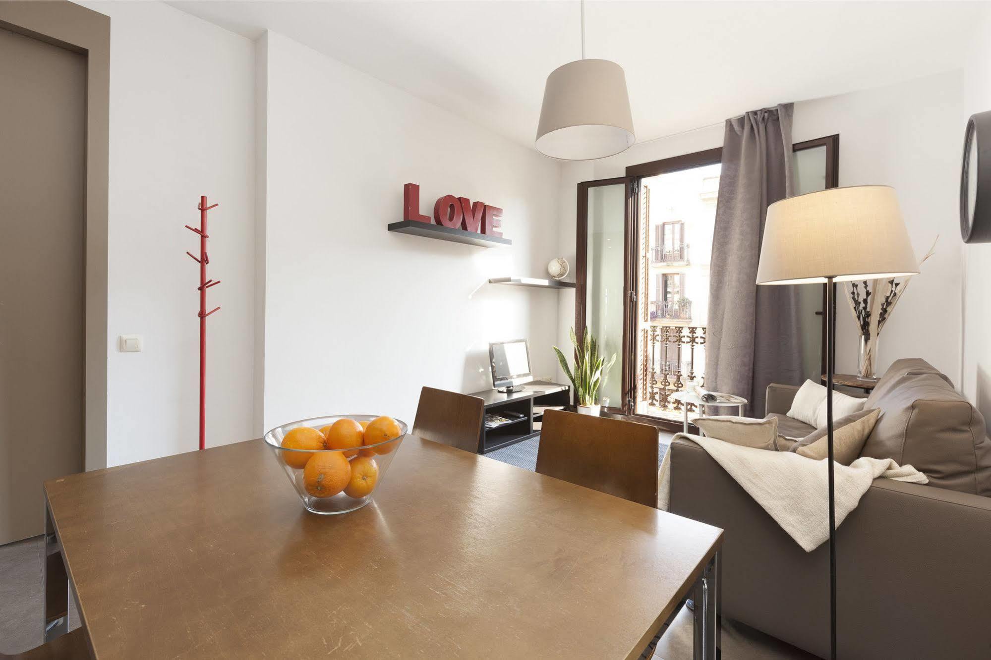 Easy Sleep Gaudi Terrace Apartment Barcelona Ngoại thất bức ảnh
