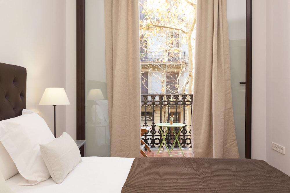 Easy Sleep Gaudi Terrace Apartment Barcelona Ngoại thất bức ảnh