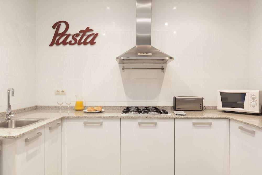 Easy Sleep Gaudi Terrace Apartment Barcelona Ngoại thất bức ảnh
