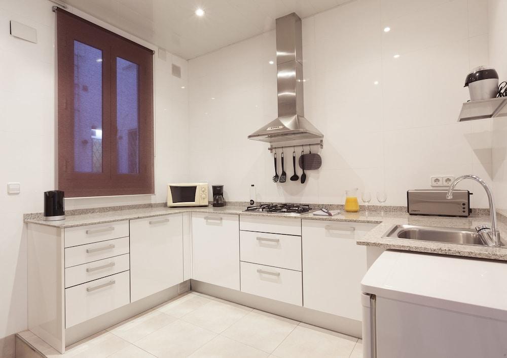 Easy Sleep Gaudi Terrace Apartment Barcelona Ngoại thất bức ảnh